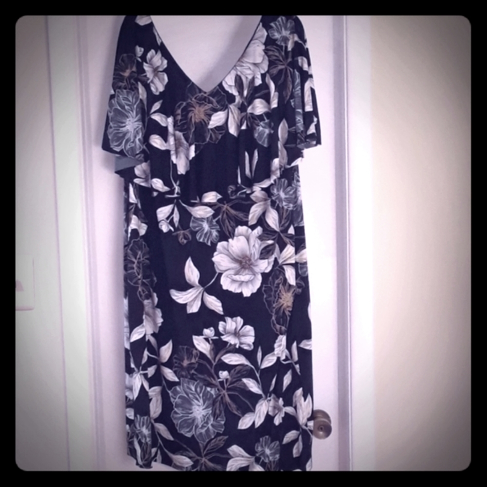Connected Apparel NWT dress sz 22
